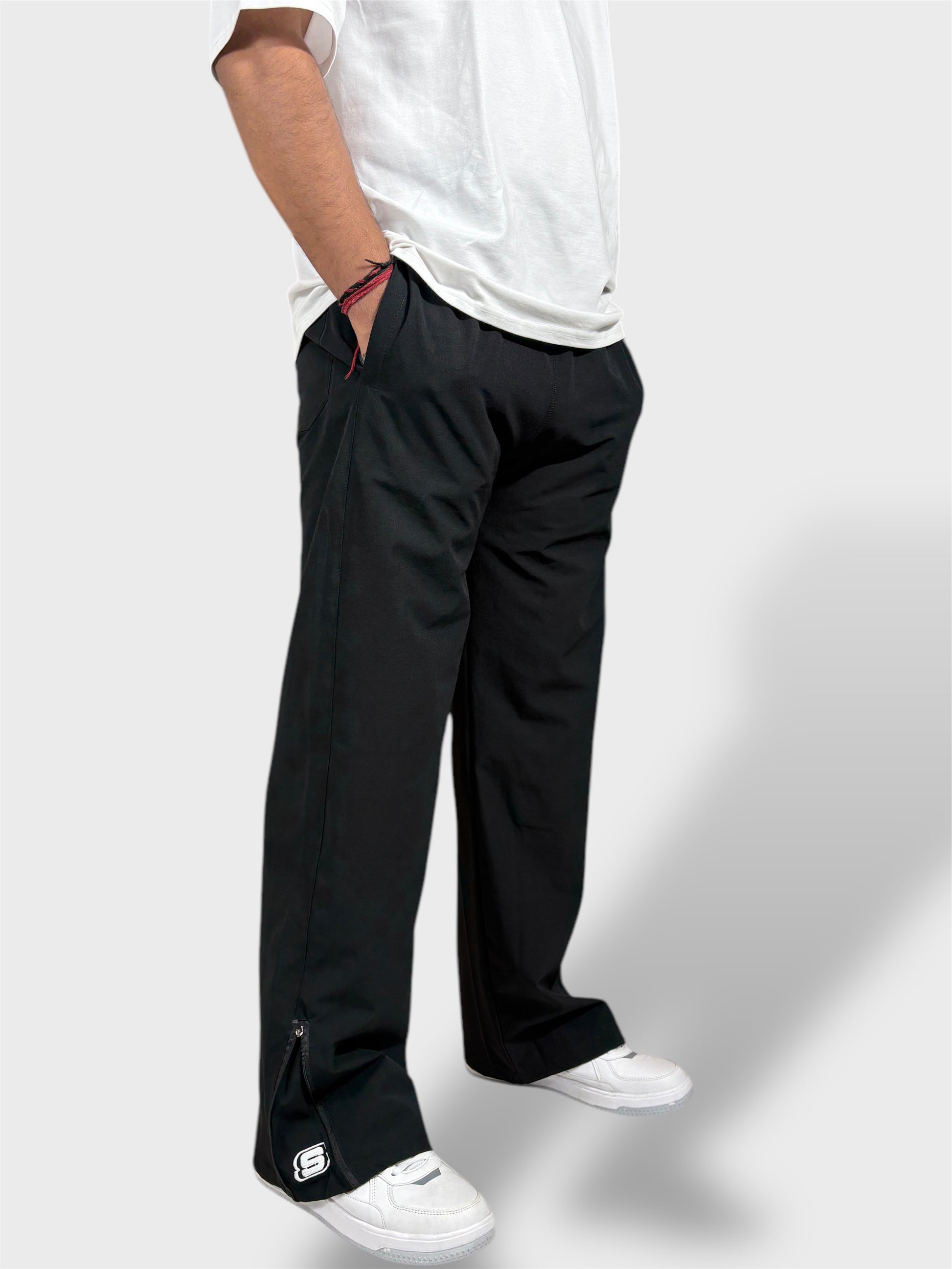 Baggy Fit Bell Bottom Zipper Black  Cargo Pants For Men