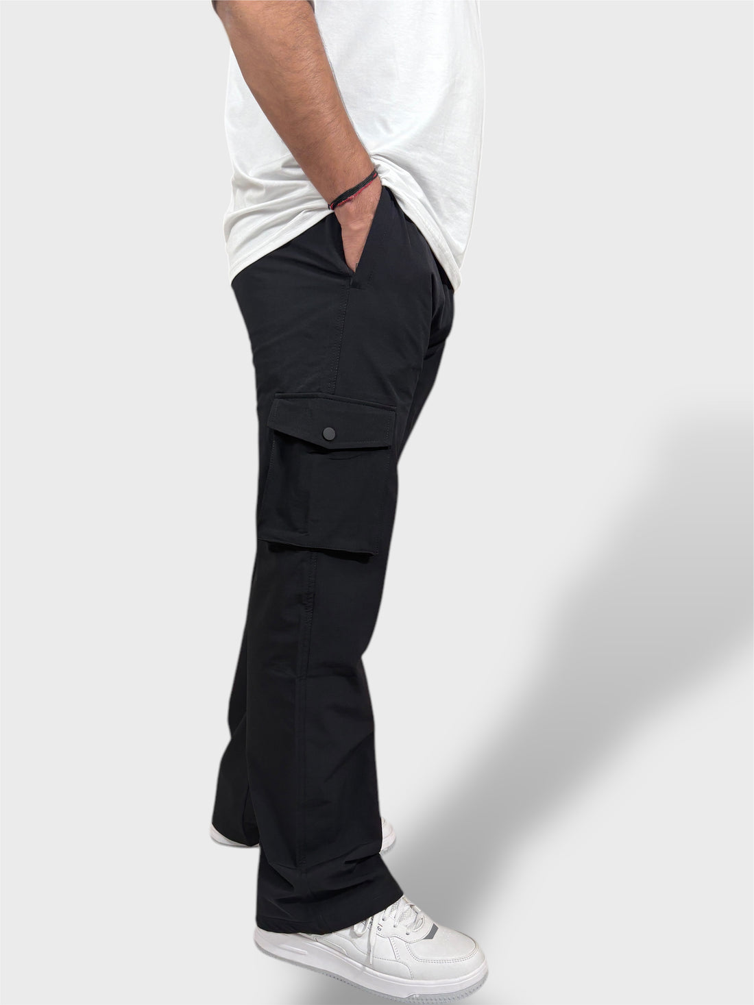 Black Multi-Pocket Premium Cargo Pants For Men Zoom