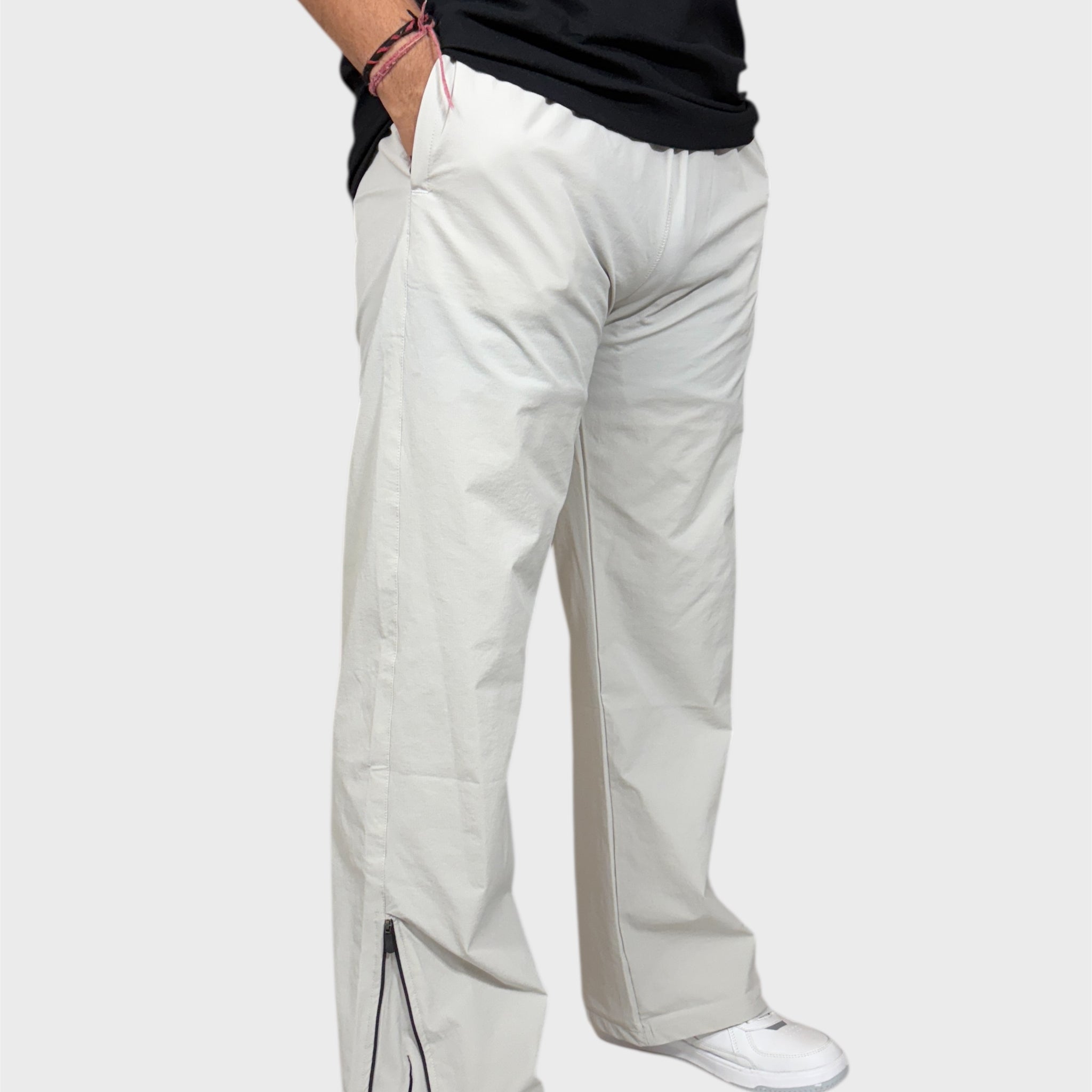 All Seasons Off White Daily Wear Pajamas