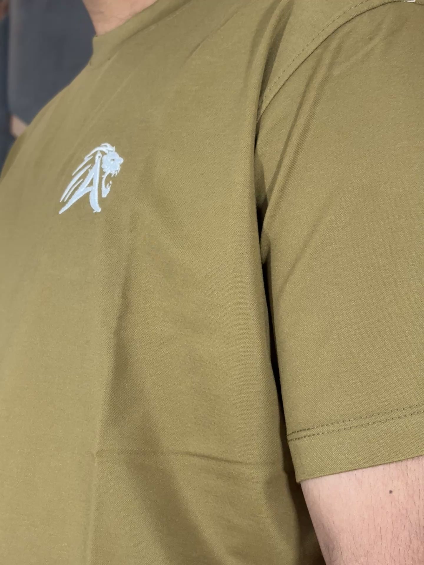 Lion-King Desert Gold KingLine Tees-Video